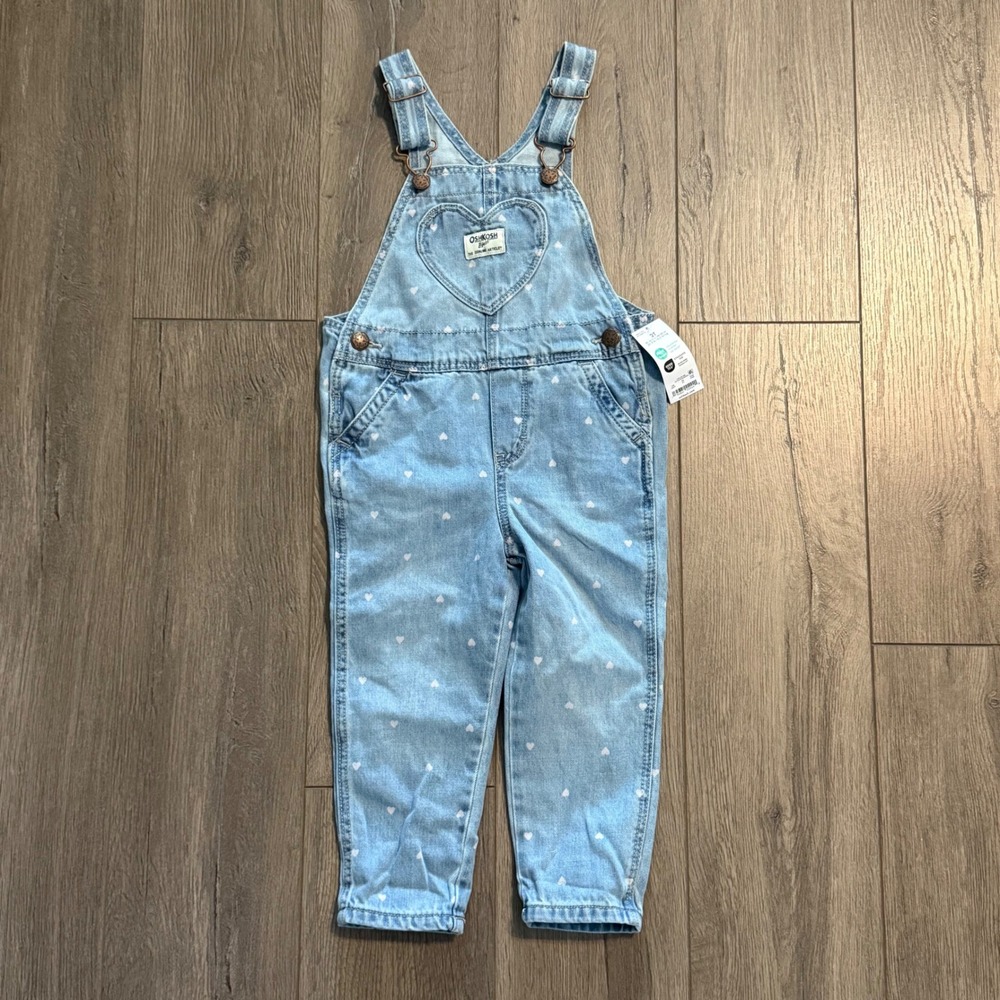 OshKosh Bgosh Girls Heart Print Denim Overalls Light Wash Blue 2T NEW